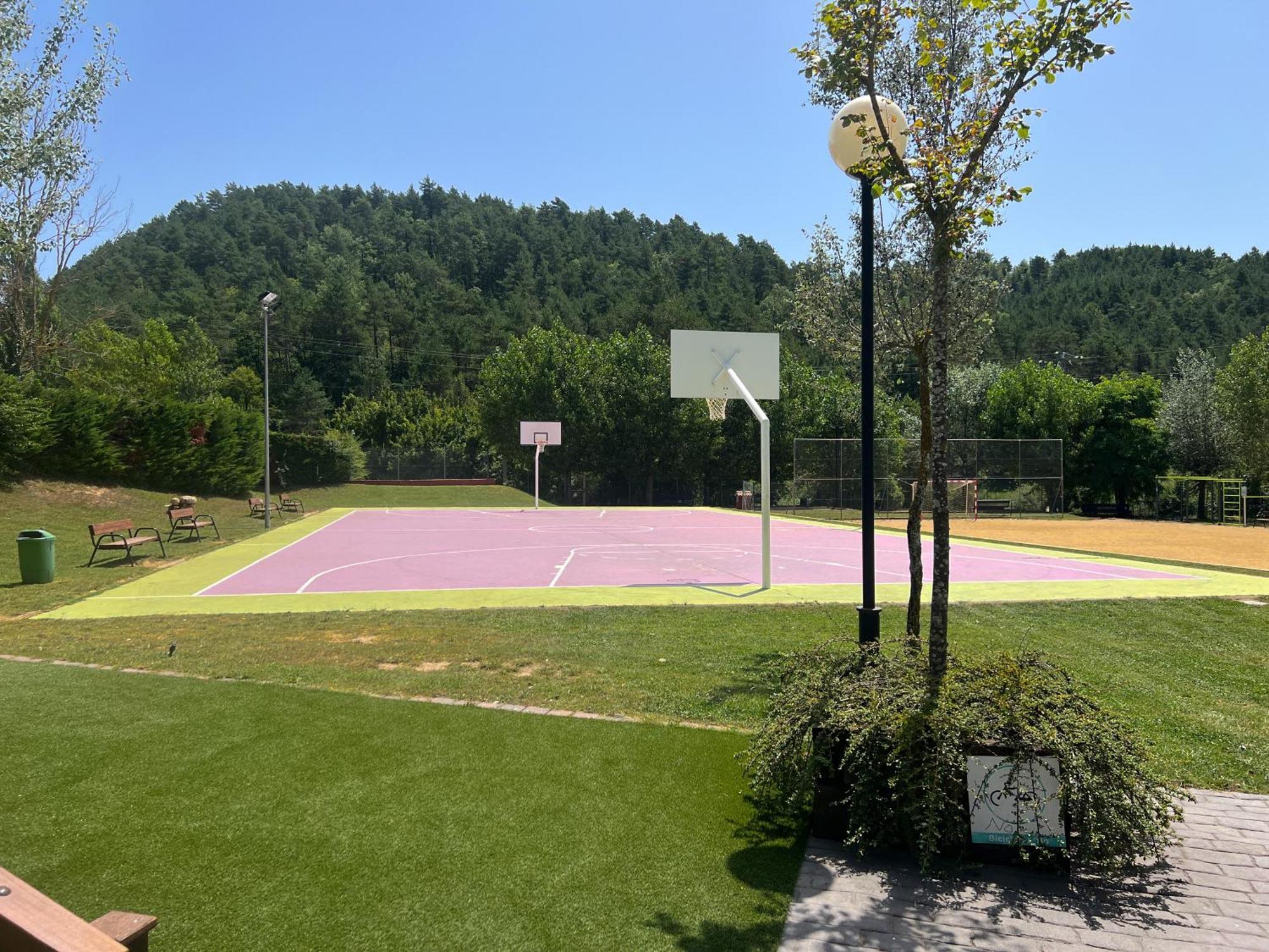 Camping Riera Merles Borredá Dış mekan fotoğraf